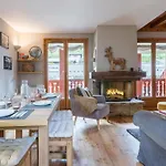 Spacious Duplex With Terrace In Appartement Les Houches
